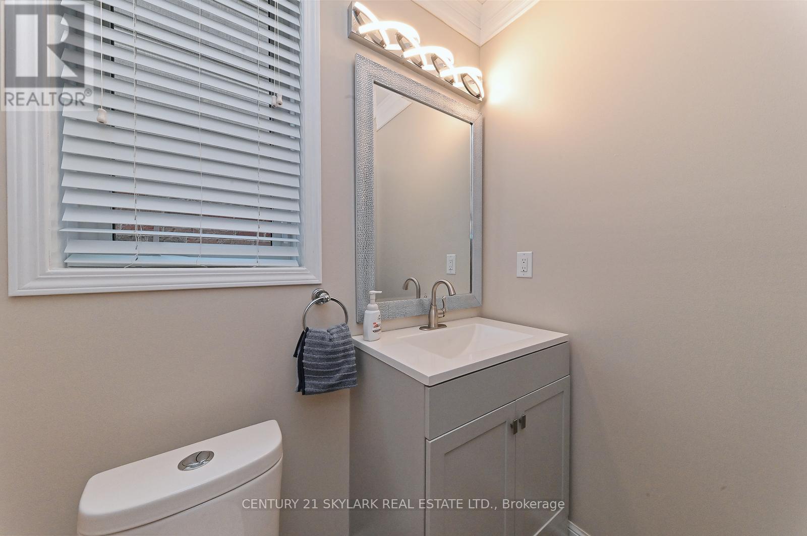 24 Dalton Drive, Cambridge, Ontario  N3C 0E7 - Photo 23 - X12398932