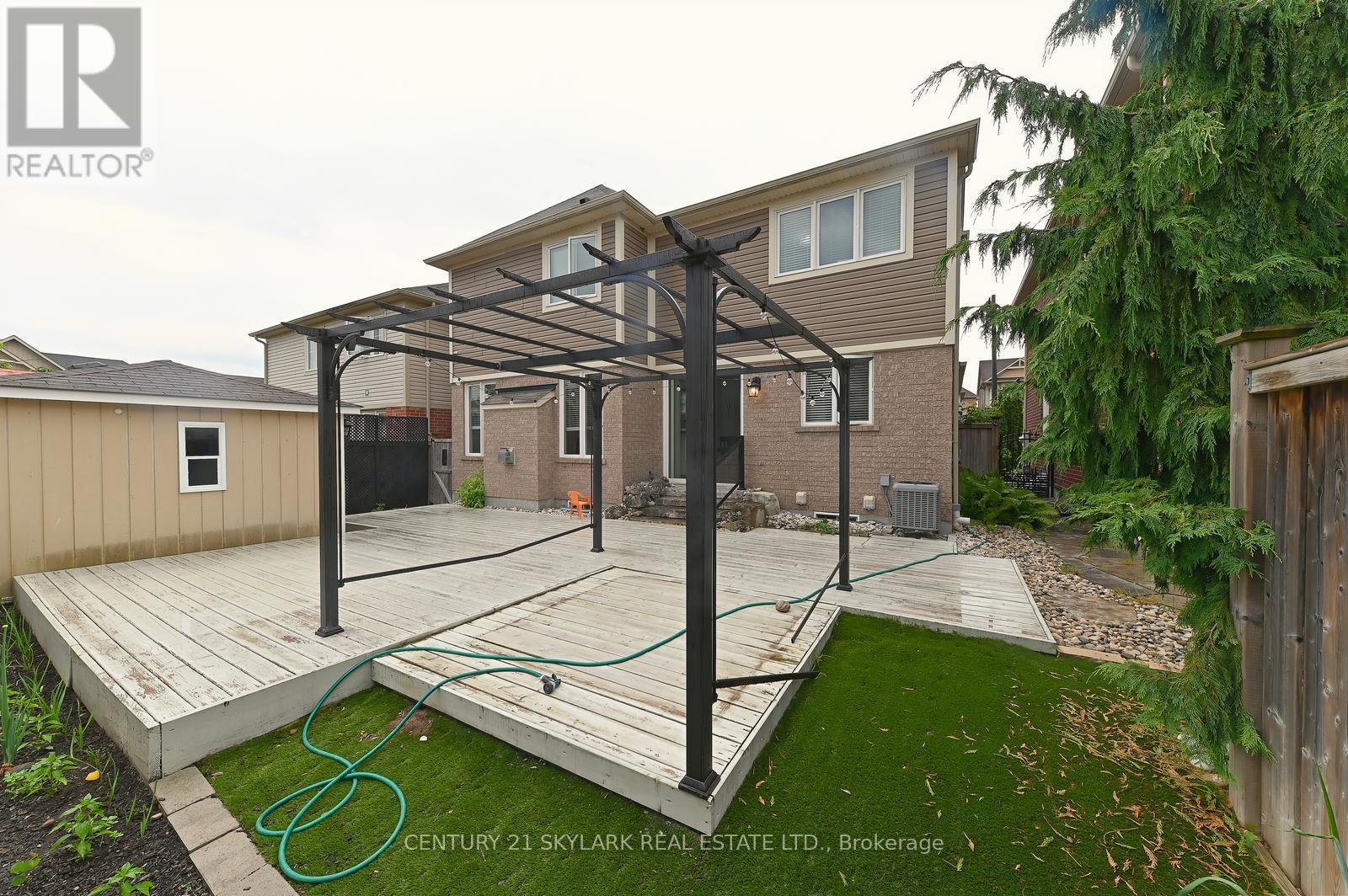 24 Dalton Drive, Cambridge, Ontario  N3C 0E7 - Photo 47 - X12398932