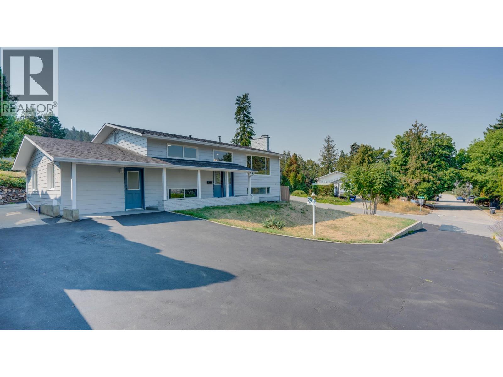 11429 Priest Valley Drive, Coldstream, British Columbia  V1B 1B4 - Photo 3 - 10362261