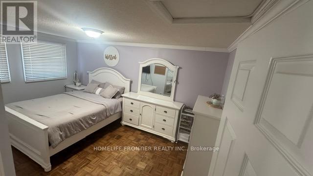 30 Gatesgill Street, Brampton (Brampton West), Ontario  L6X 3T2 - Photo 17 - W12398856
