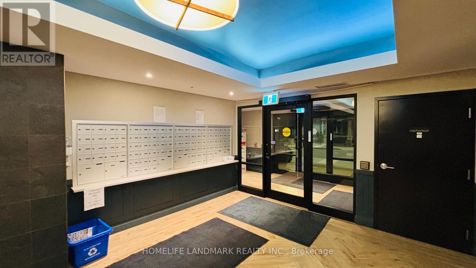 410 - 778 Laurelwood Drive, Waterloo, Ontario  N2V 0G3 - Photo 6 - X12398474