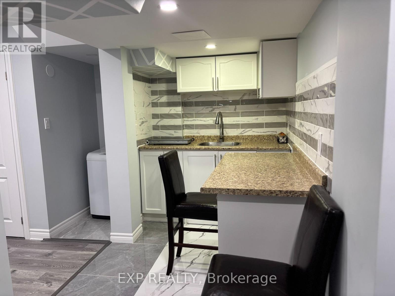 34 Faye Street, Brampton, Ontario  L6P 4M9 - Photo 39 - W12398942