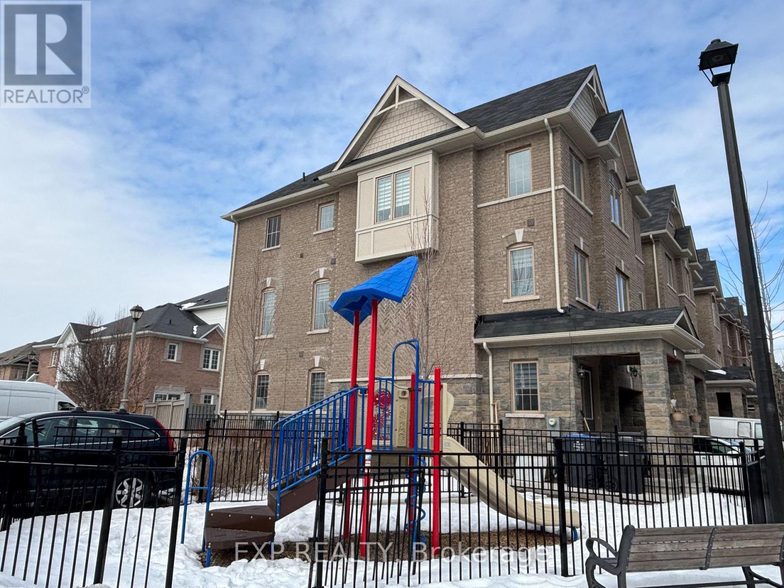 34 Faye Street, Brampton, Ontario  L6P 4M9 - Photo 44 - W12398942