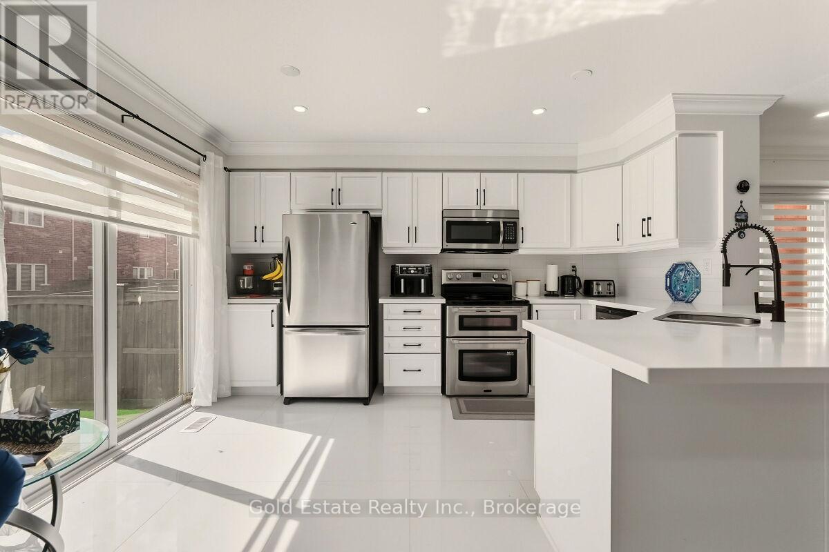 83 Willet Terrace, Milton (Ha Harrison), Ontario  L9T 7B9 - Photo 17 - W12398954