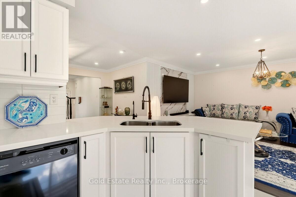 83 Willet Terrace, Milton (Ha Harrison), Ontario  L9T 7B9 - Photo 19 - W12398954