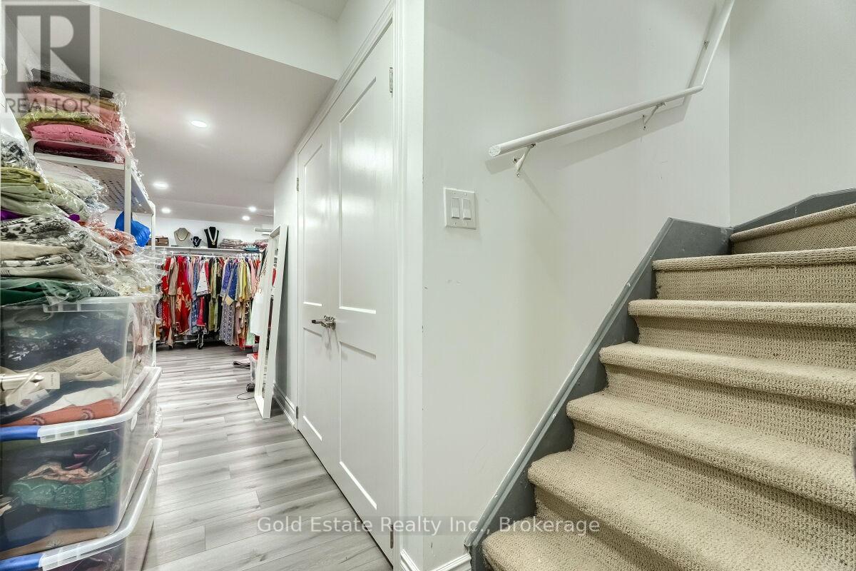 83 Willet Terrace, Milton (Ha Harrison), Ontario  L9T 7B9 - Photo 38 - W12398954