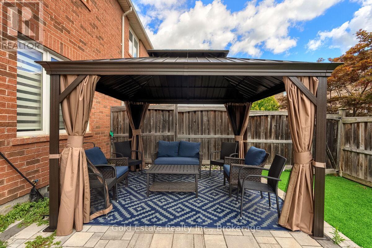 83 Willet Terrace, Milton (Ha Harrison), Ontario  L9T 7B9 - Photo 48 - W12398954