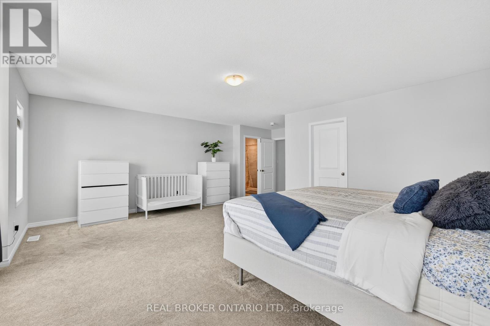 326 Moorlands Crescent, Kitchener, Ontario  N2P 0C5 - Photo 16 - X12366099