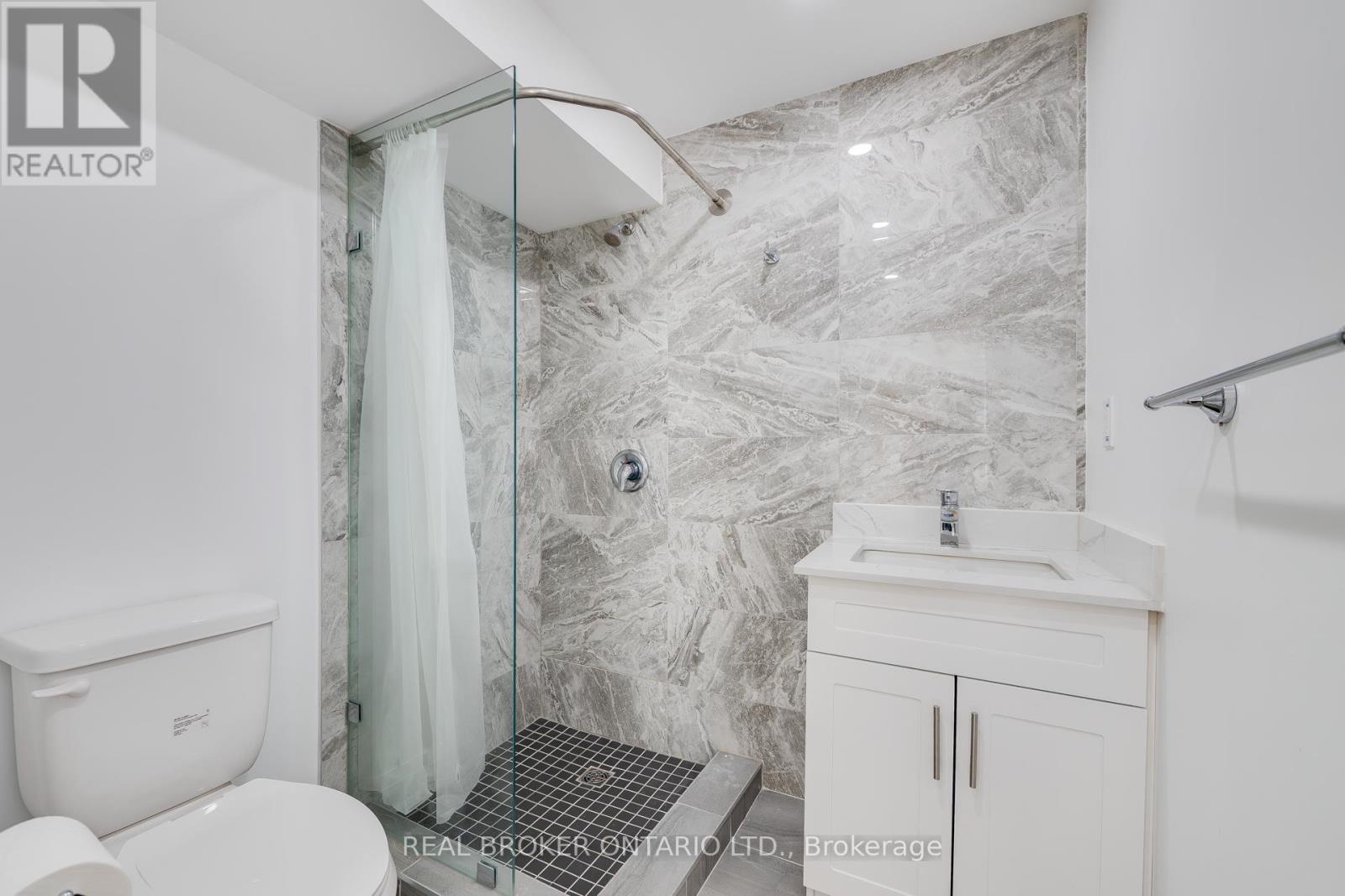 326 Moorlands Crescent, Kitchener, Ontario  N2P 0C5 - Photo 37 - X12366099