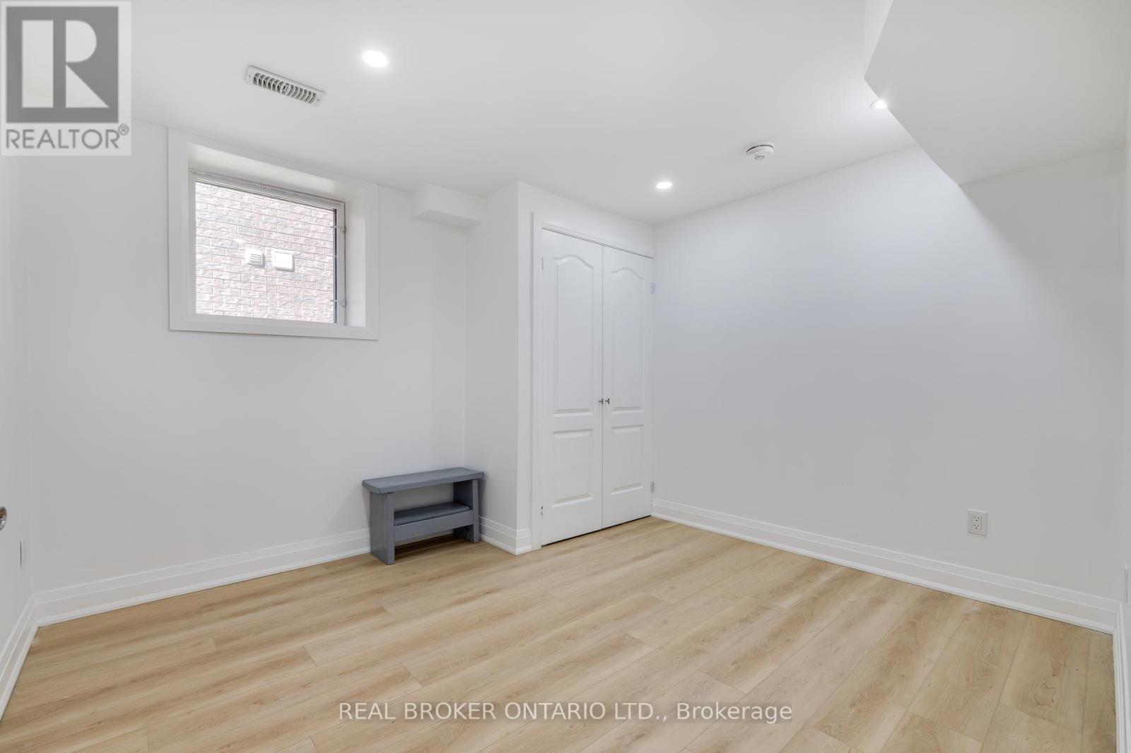 326 Moorlands Crescent, Kitchener, Ontario  N2P 0C5 - Photo 40 - X12366099