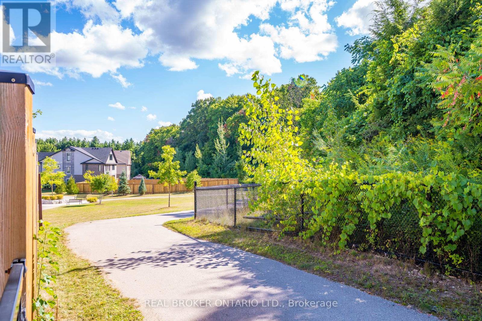 326 Moorlands Crescent, Kitchener, Ontario  N2P 0C5 - Photo 47 - X12366099