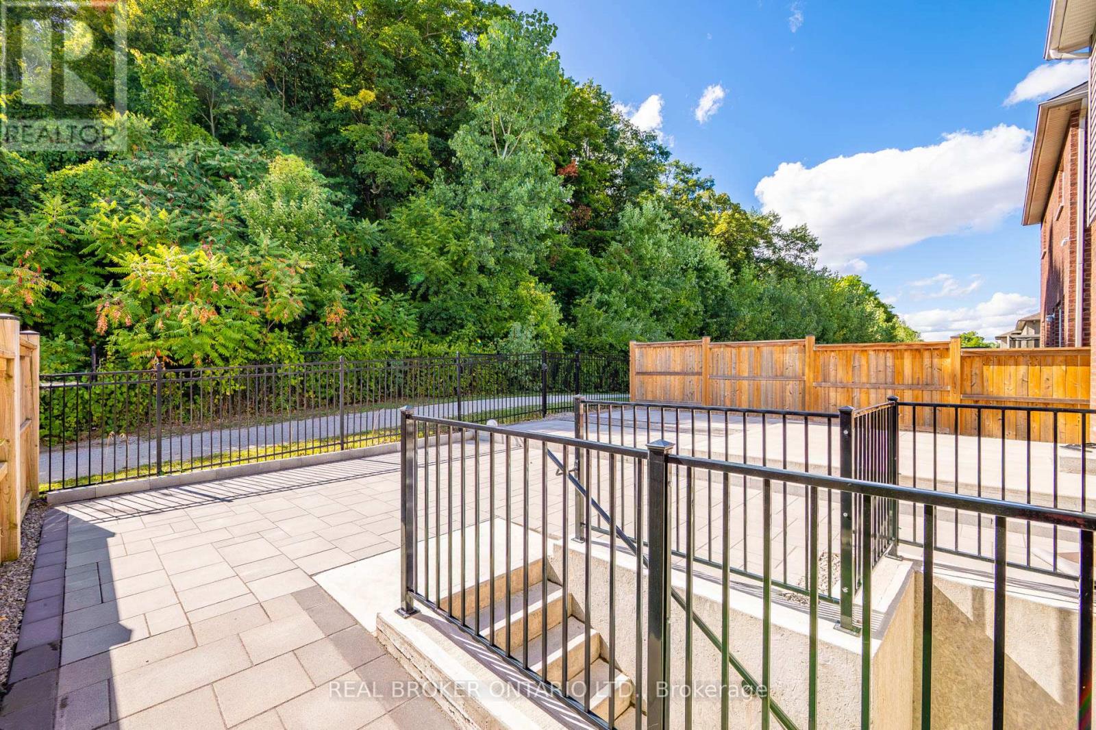 326 Moorlands Crescent, Kitchener, Ontario  N2P 0C5 - Photo 45 - X12366099