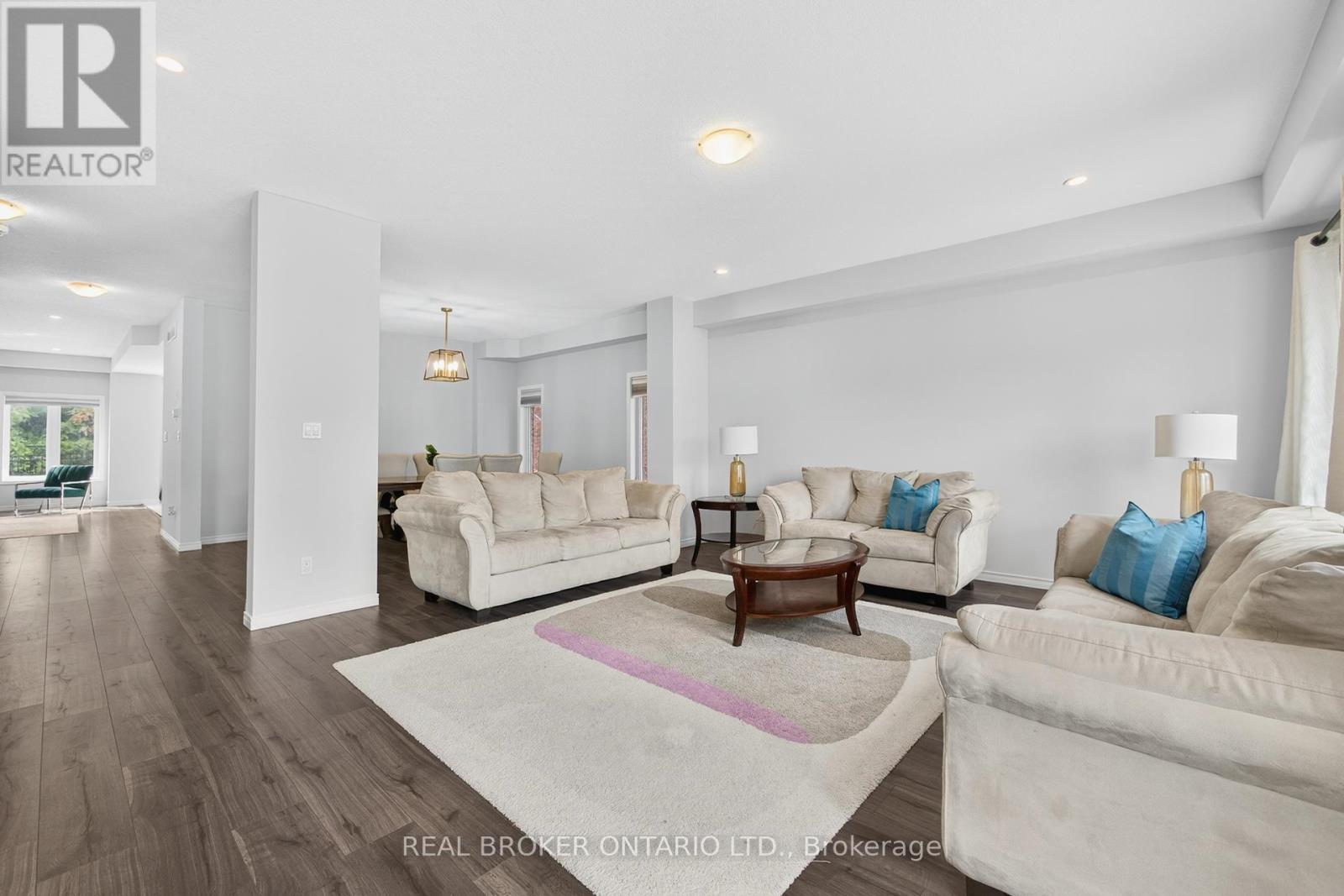 326 Moorlands Crescent, Kitchener, Ontario  N2P 0C5 - Photo 9 - X12366099