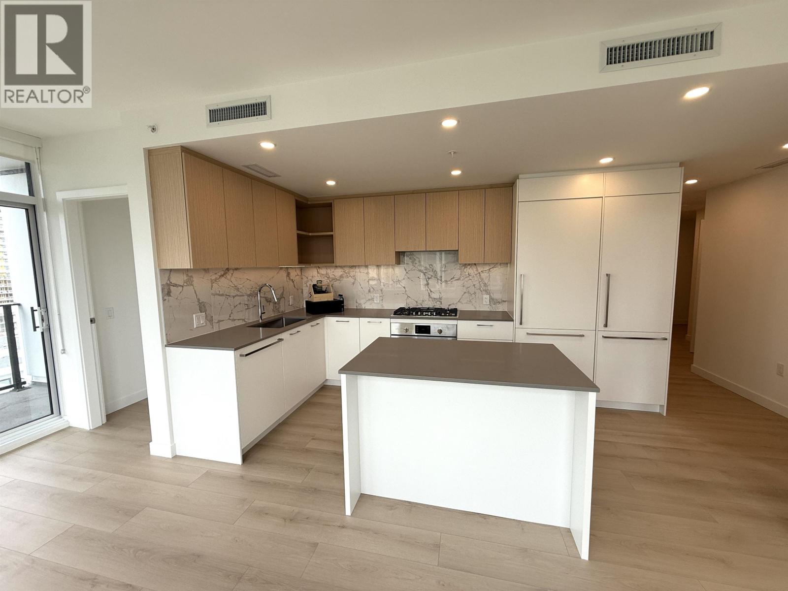 9xx 6468 Willingdon Avenue, Burnaby, British Columbia  V5H 0L3 - Photo 3 - R3044526