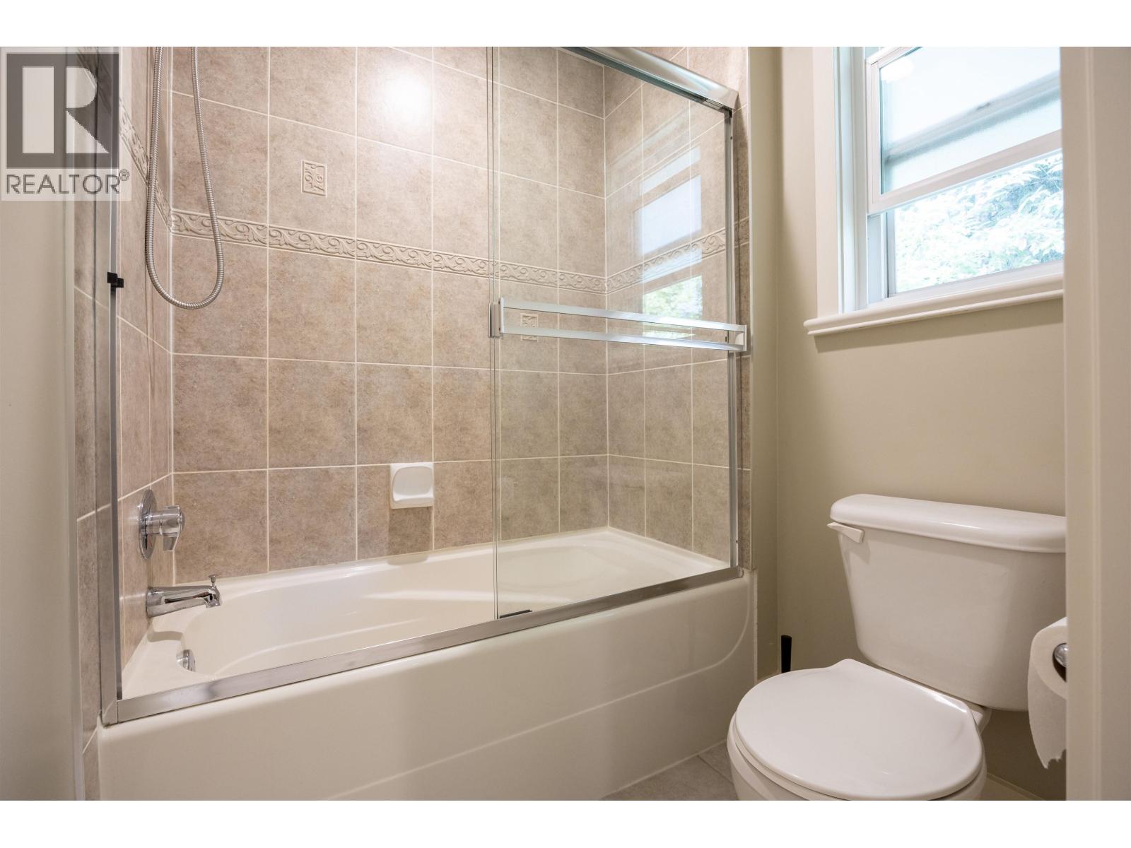 1226 Liverpool Street, Coquitlam, British Columbia  V3B 8E7 - Photo 21 - R3040142