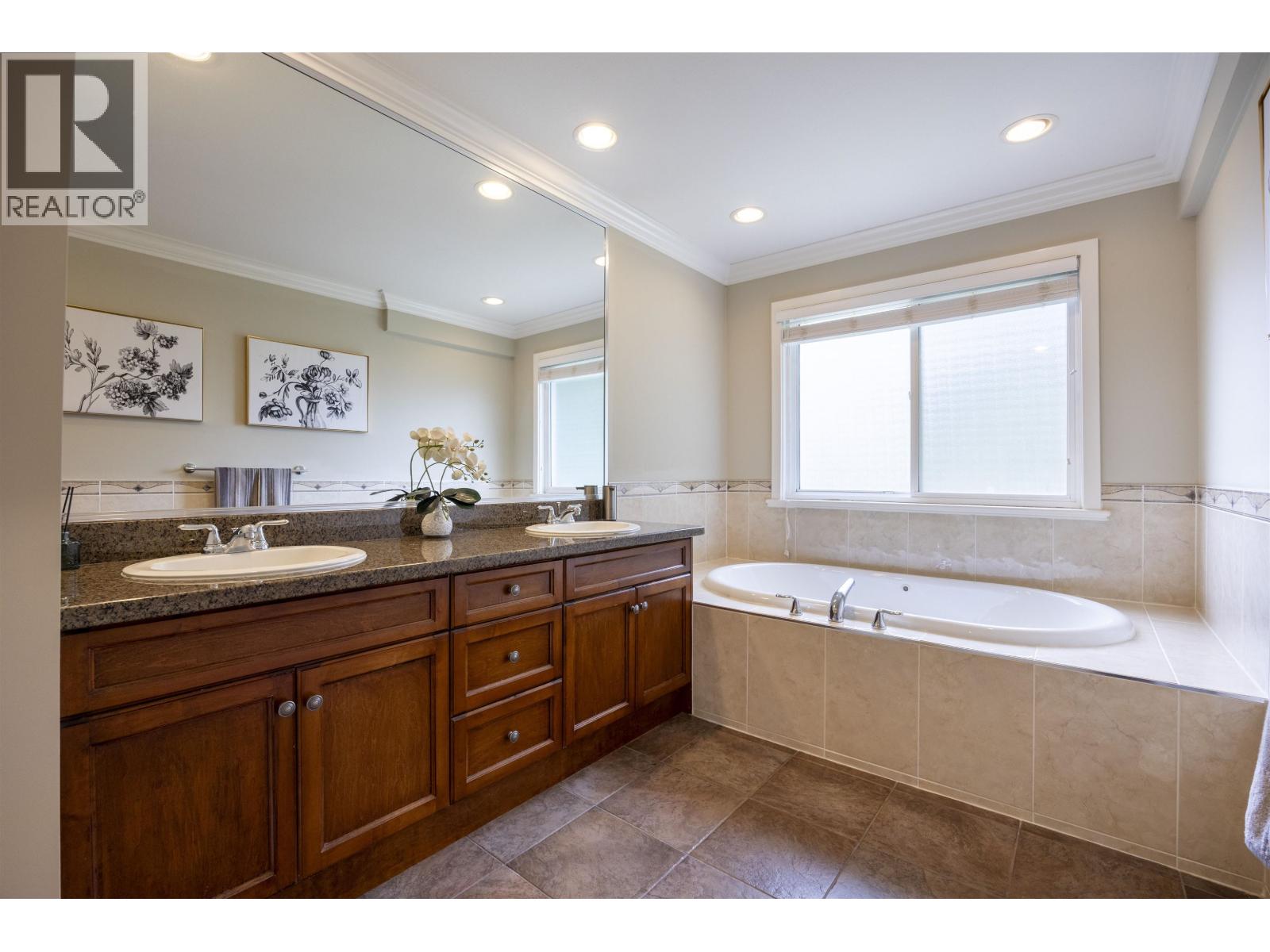 1226 Liverpool Street, Coquitlam, British Columbia  V3B 8E7 - Photo 26 - R3040142