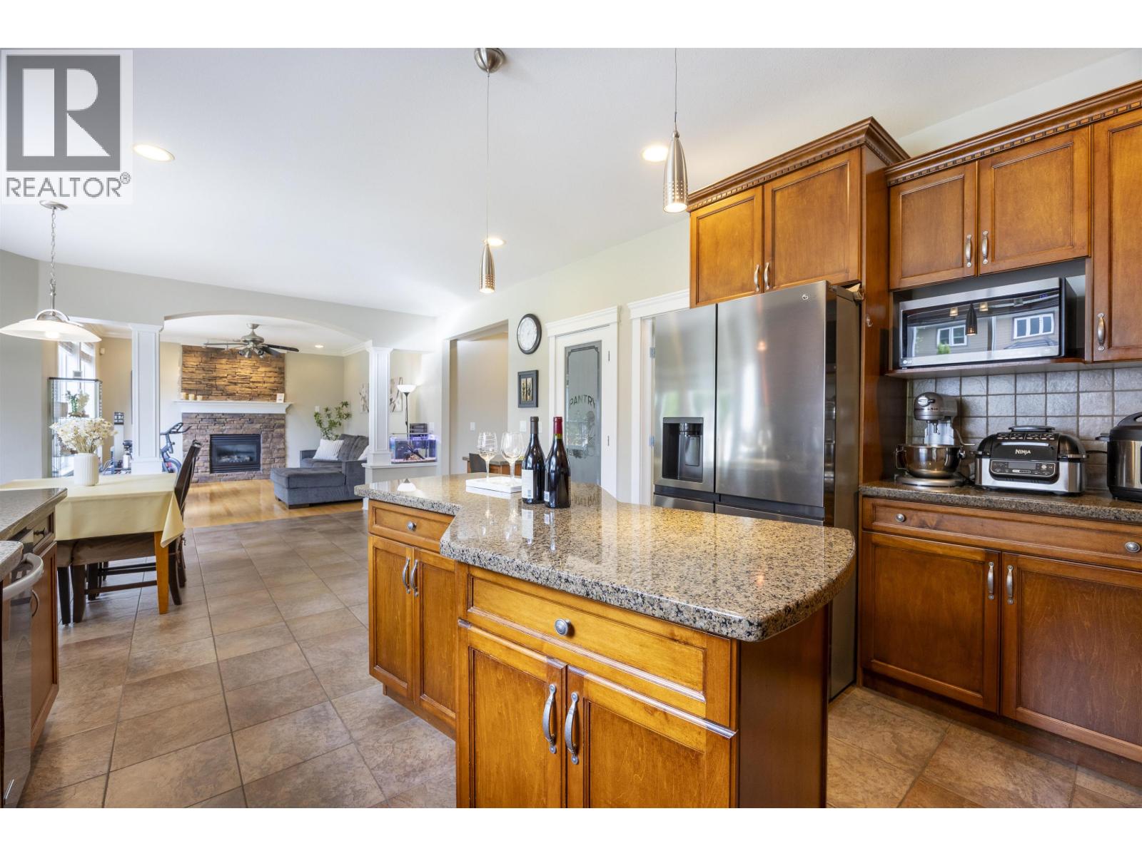 1226 Liverpool Street, Coquitlam, British Columbia  V3B 8E7 - Photo 14 - R3040142