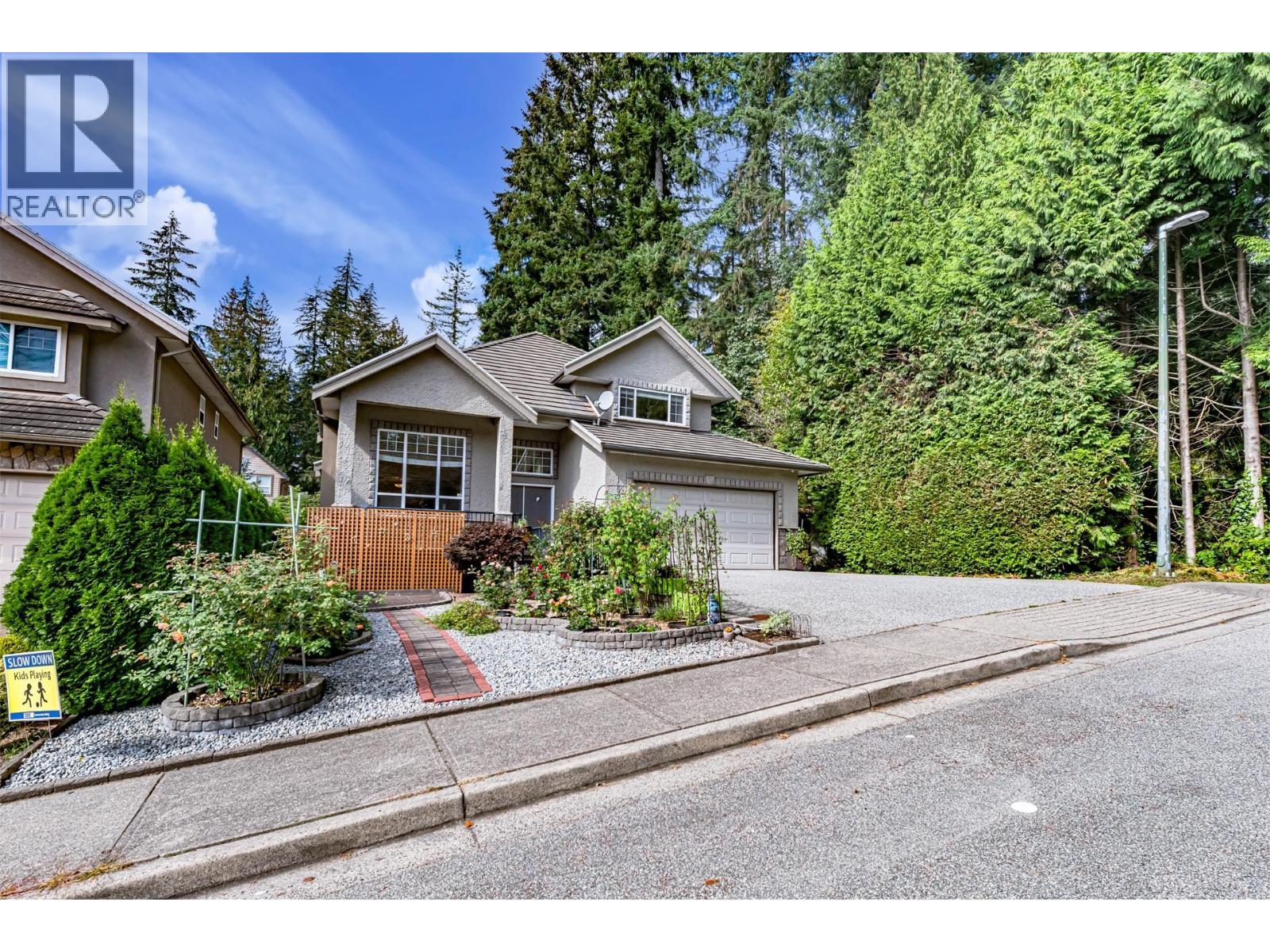 1226 Liverpool Street, Coquitlam, British Columbia  V3B 8E7 - Photo 3 - R3040142