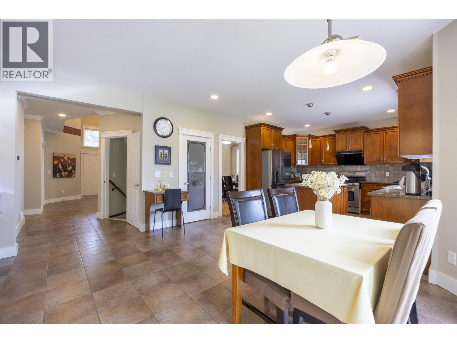 1226 Liverpool Street, Coquitlam, British Columbia  V3B 8E7 - Photo 15 - R3040142