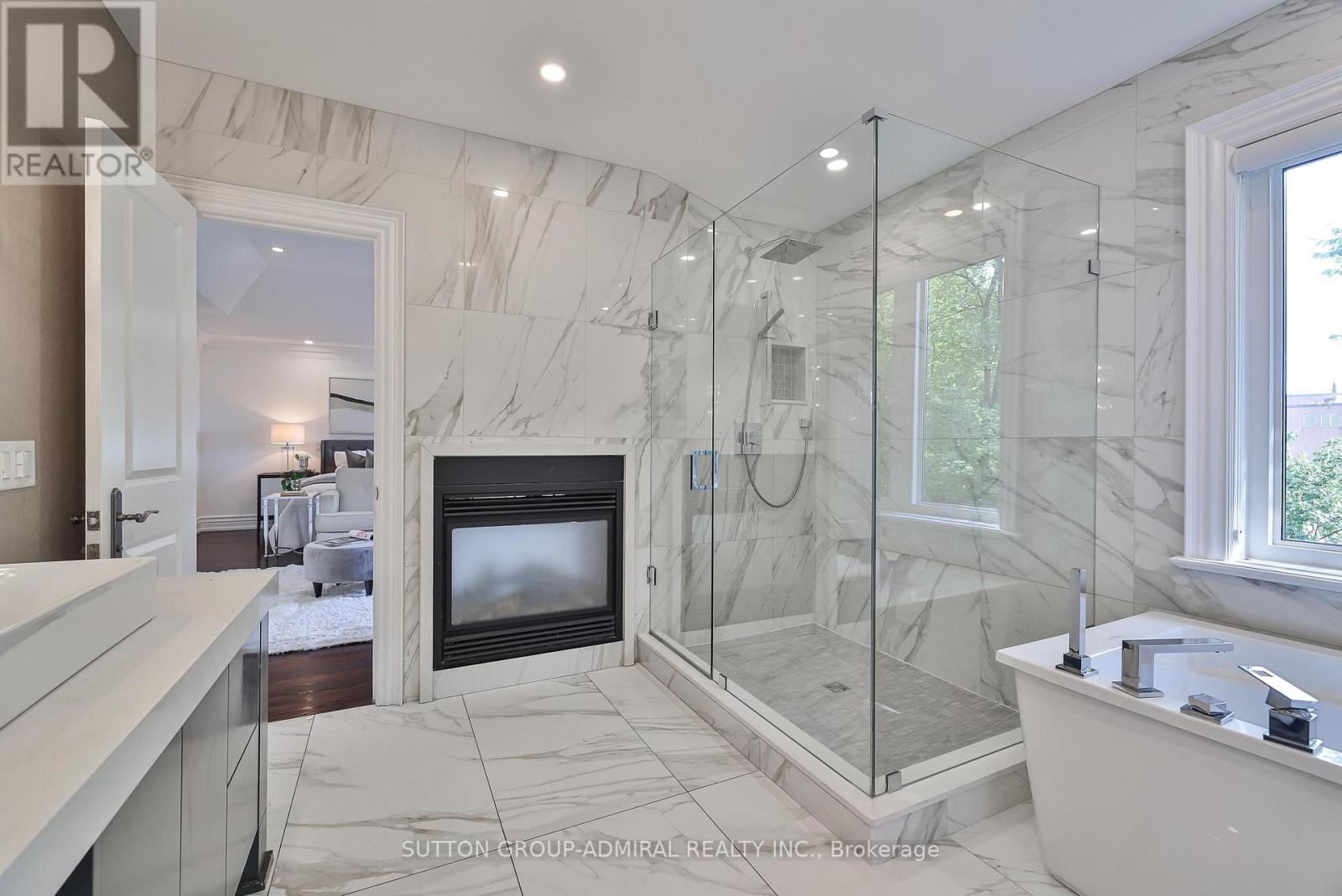 453 Glengrove Avenue W, Toronto, Ontario  M5N 1X4 - Photo 28 - C12398992