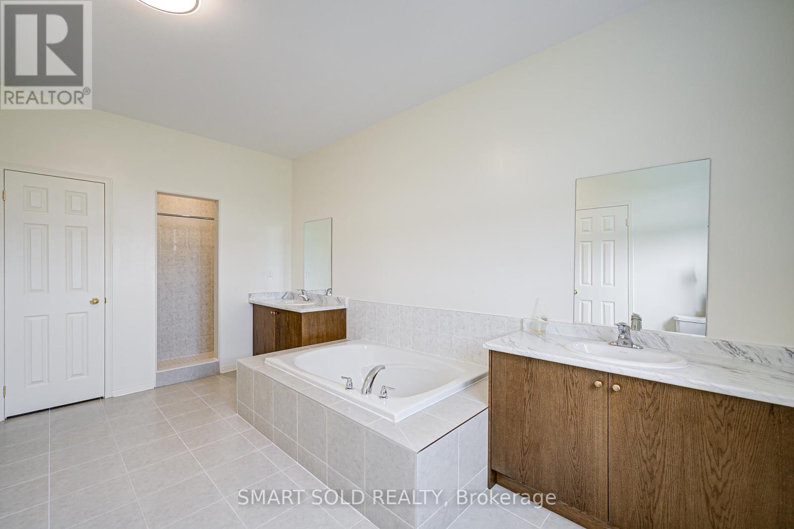 156 Hartney Drive, Richmond Hill, Ontario  L4S 0L1 - Photo 27 - N12398959
