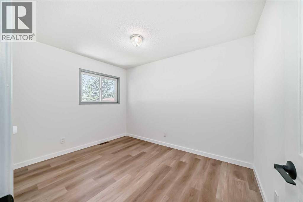 183 Applefield Close Se, Calgary, Alberta  T2A 7P8 - Photo 13 - A2256221