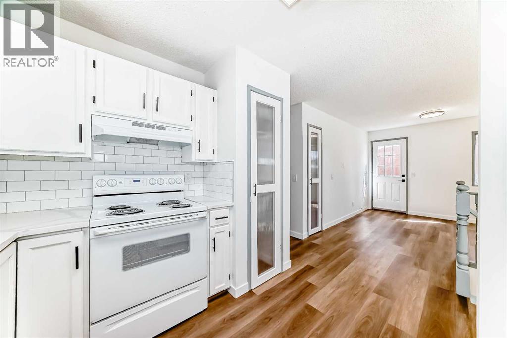 183 Applefield Close Se, Calgary, Alberta  T2A 7P8 - Photo 9 - A2256221