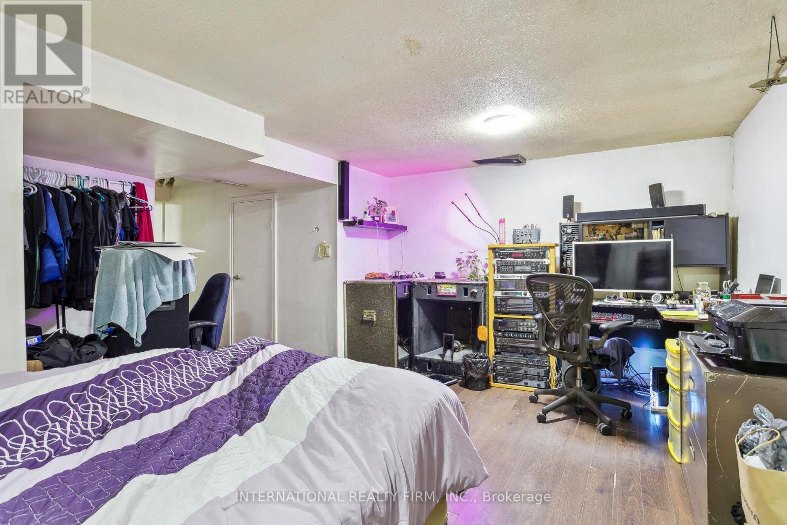 106 - 250 John Garland Boulevard, Toronto (West Humber-Clairville), Ontario  M9V 1N8 - Photo 37 - W12398967