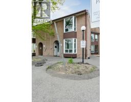 106 - 250 JOHN GARLAND BOULEVARD