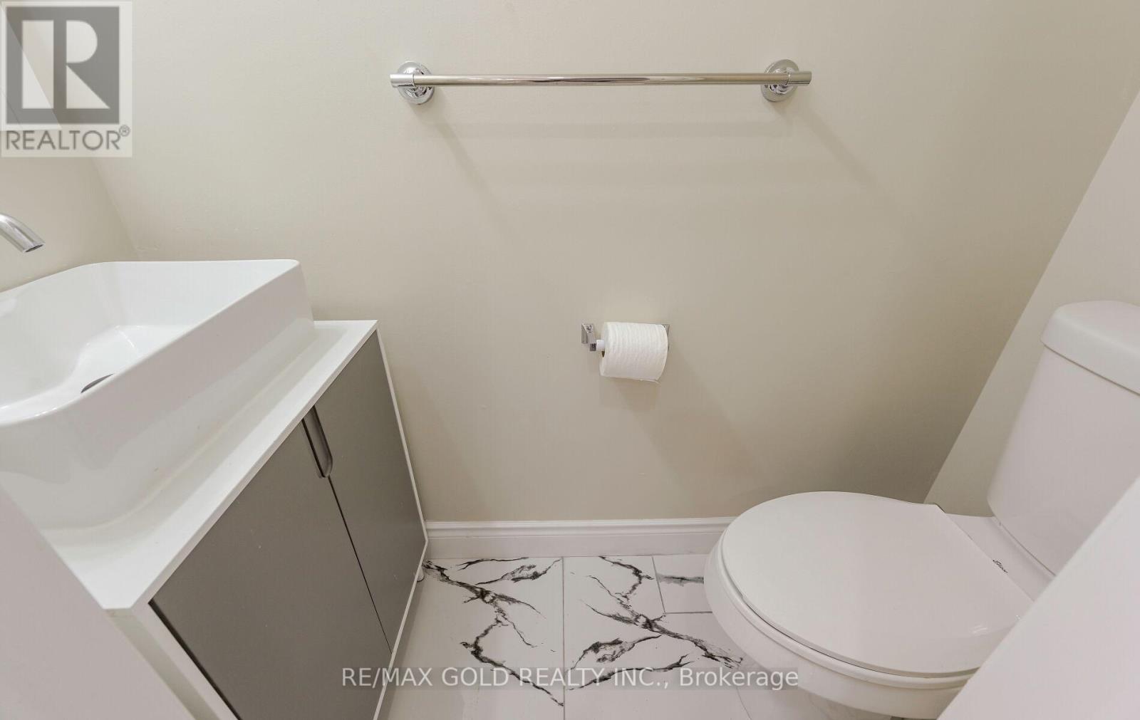 11 Huronia Court, Brampton, Ontario  L6S 2C7 - Photo 29 - W12398983