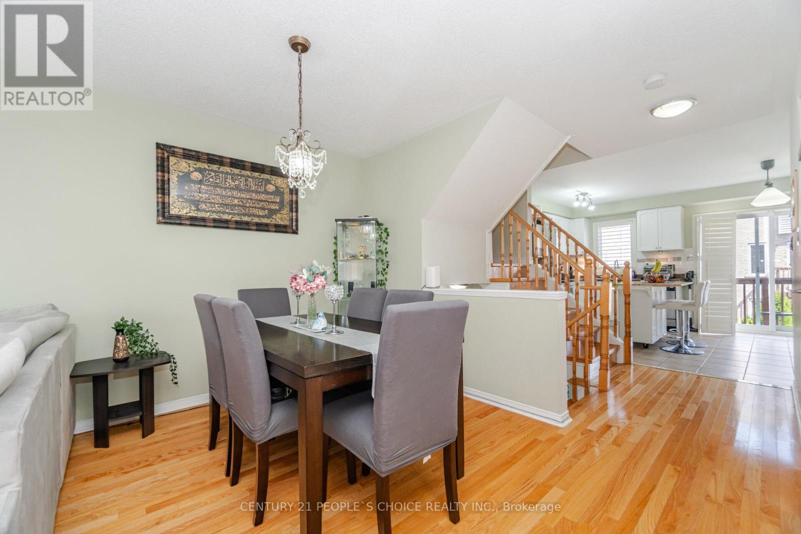 7055 Fairmeadow Crescent, Mississauga, Ontario  L5N 8R6 - Photo 12 - W12398984