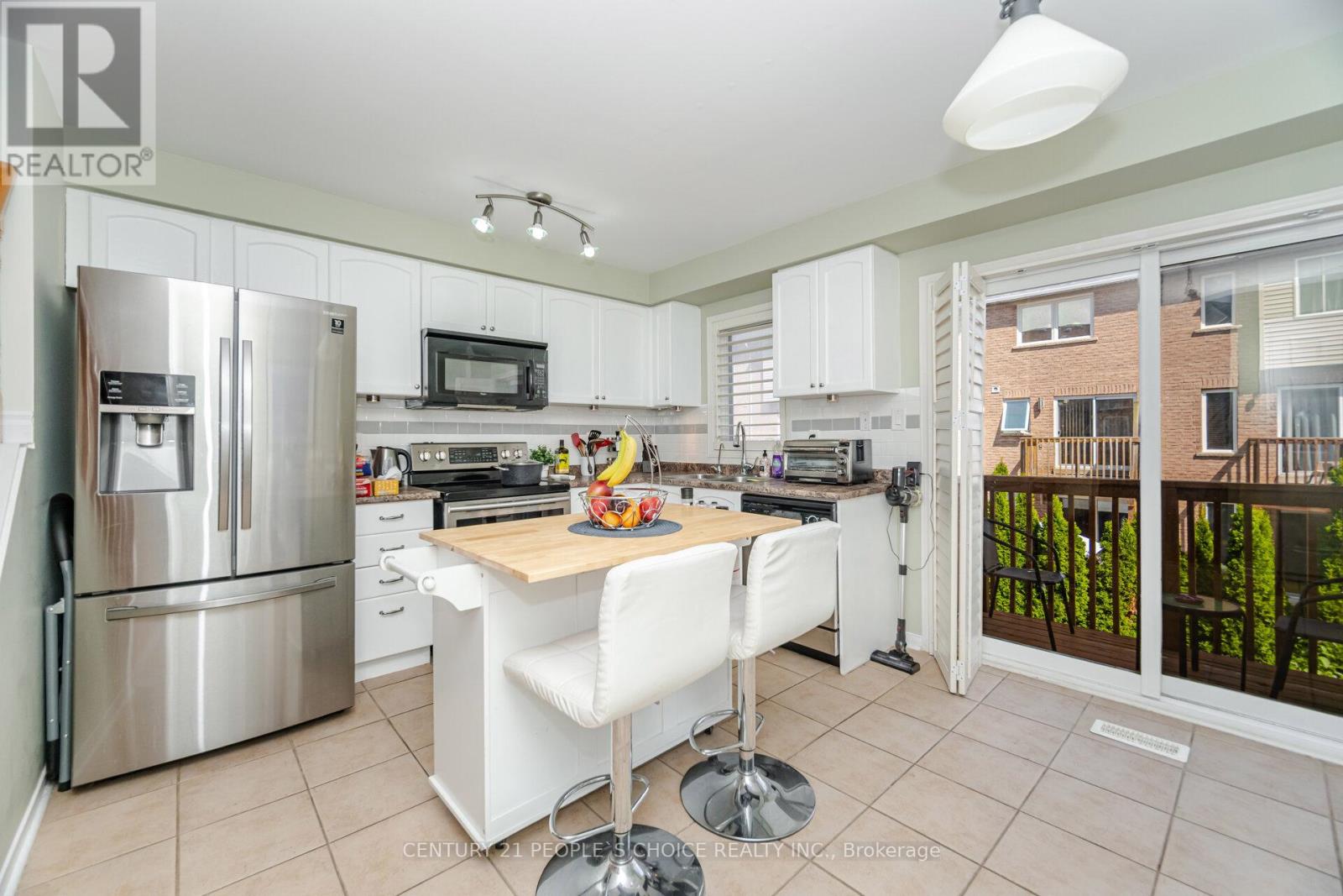 7055 Fairmeadow Crescent, Mississauga, Ontario  L5N 8R6 - Photo 16 - W12398984