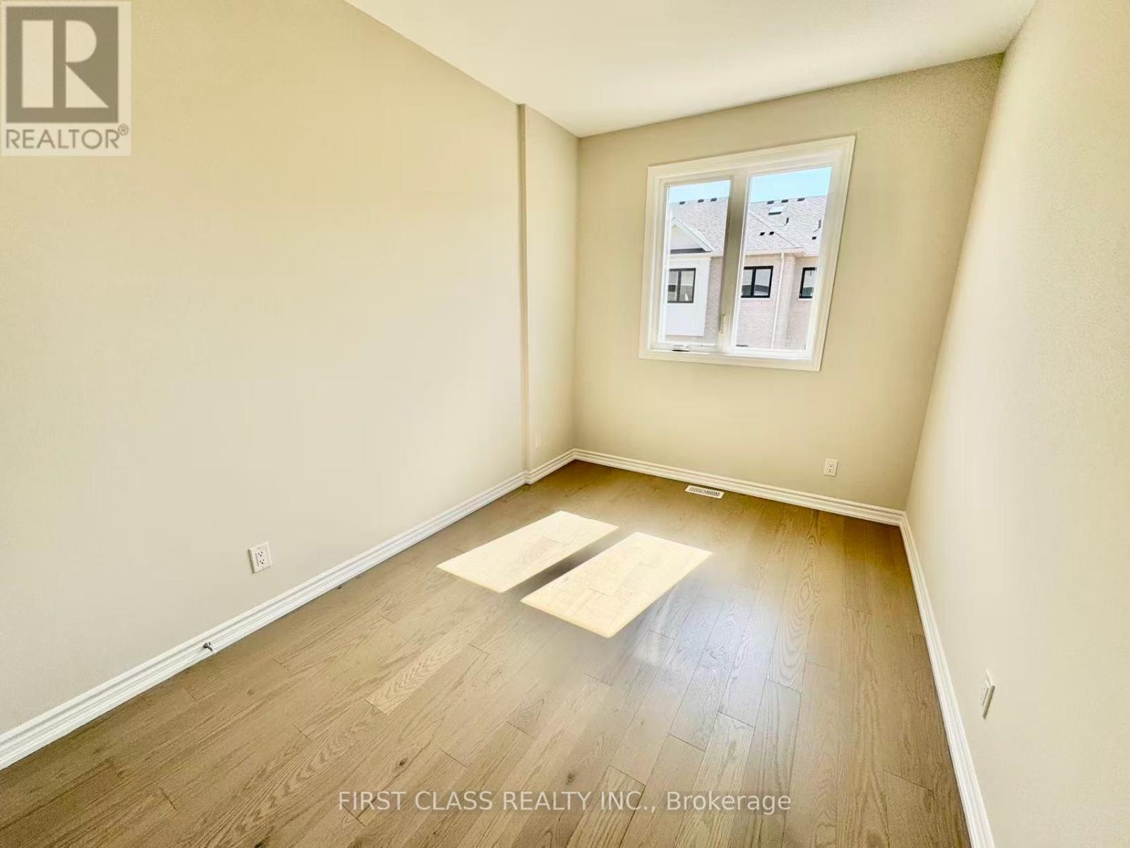 1199 Dartmouth Crescent, Oakville, Ontario  L6H 8C3 - Photo 16 - W12398990