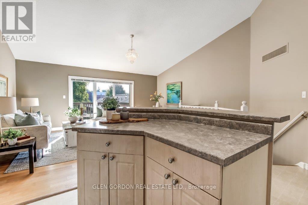 48 - 1077 Hamilton Road, London East, Ontario  N5W 6G3 - Photo 12 - X12399024