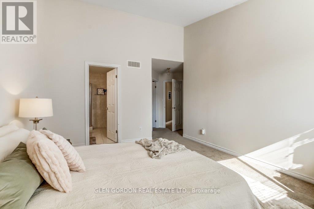 48 - 1077 Hamilton Road, London East, Ontario  N5W 6G3 - Photo 18 - X12399024