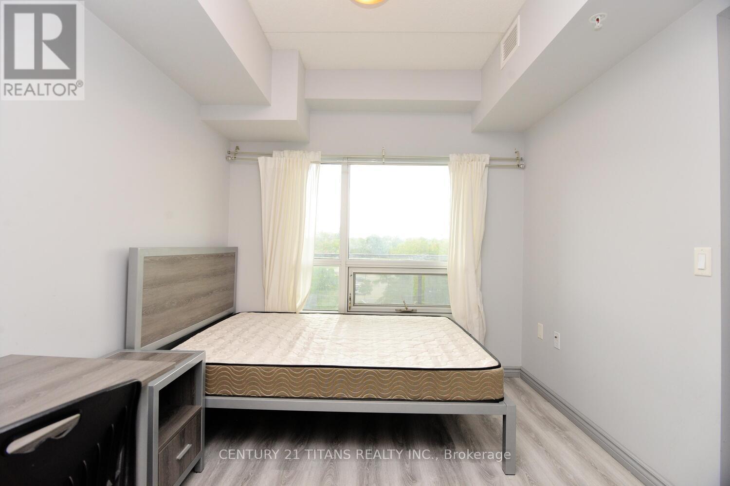 G405 - 275 Larch Street, Waterloo, Ontario  N2L 3R2 - Photo 12 - X12398976