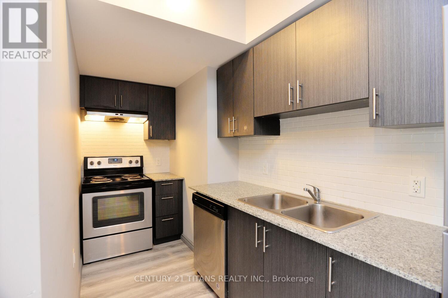 G405 - 275 Larch Street, Waterloo, Ontario  N2L 3R2 - Photo 2 - X12398976