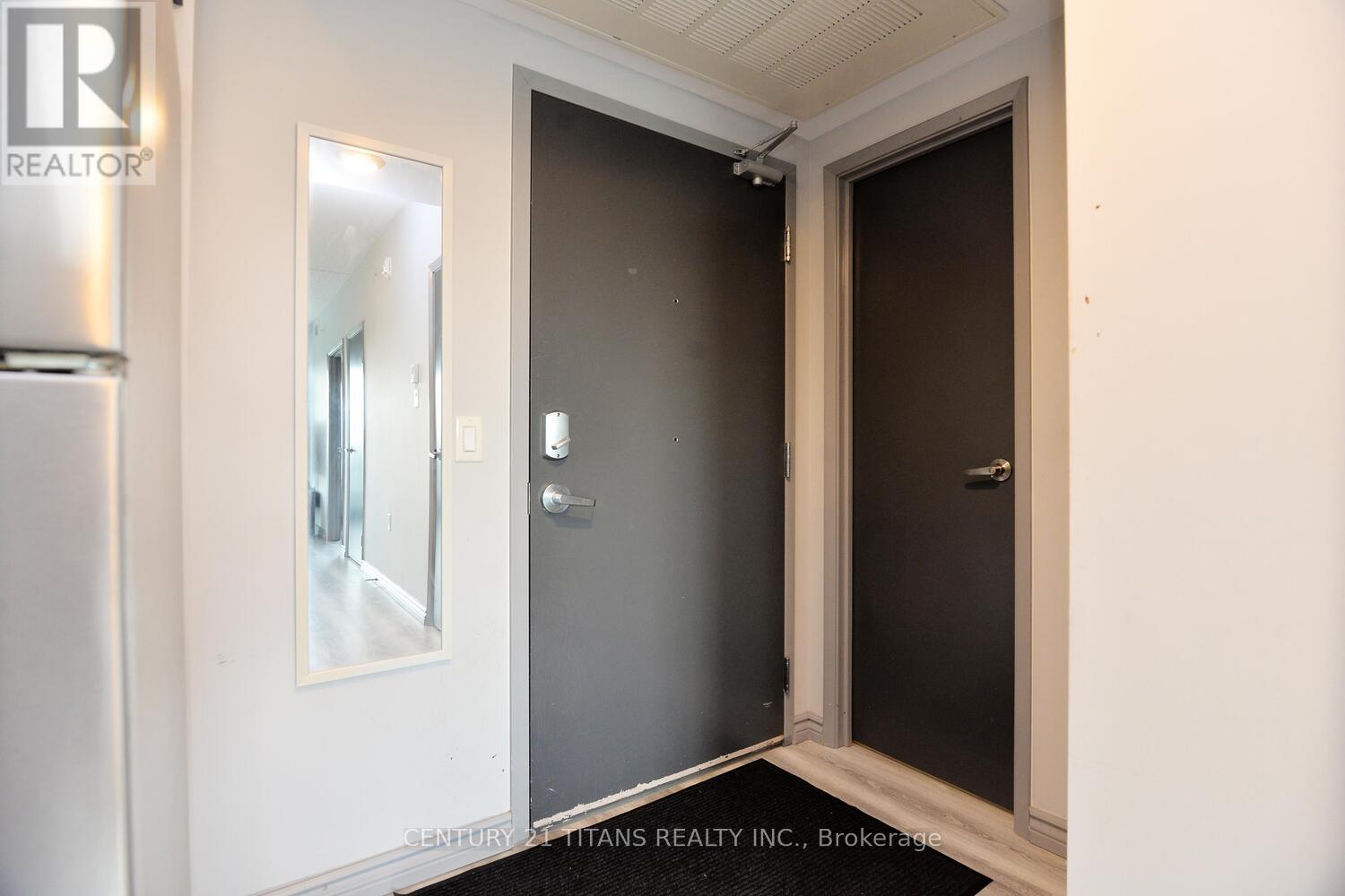 G405 - 275 Larch Street, Waterloo, Ontario  N2L 3R2 - Photo 35 - X12398976