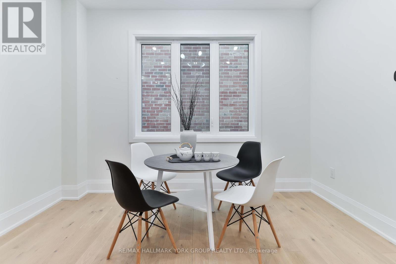 Property at 249 BEAVERBRAE DRIVE image 4