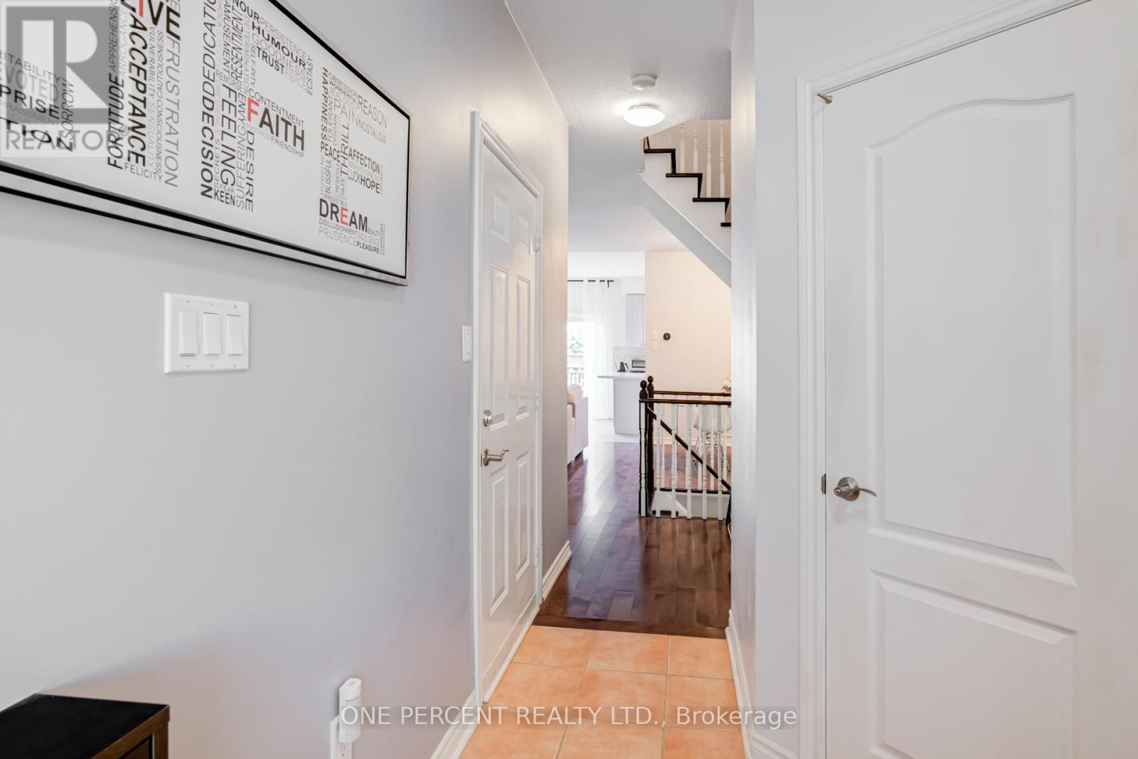 64 Lander Crescent, Vaughan, Ontario  L4J 8V2 - Photo 10 - N12398999