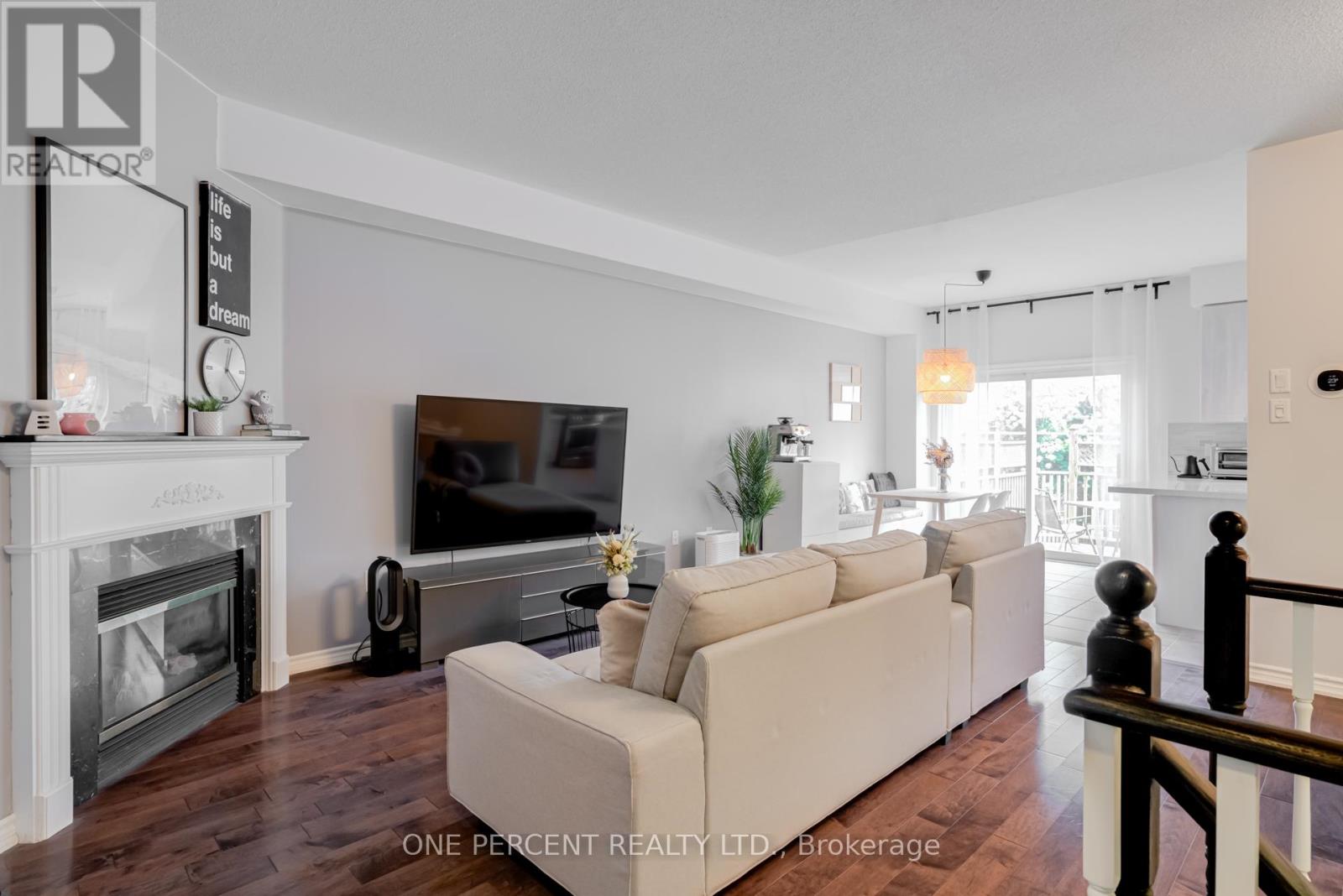 64 Lander Crescent, Vaughan, Ontario  L4J 8V2 - Photo 11 - N12398999