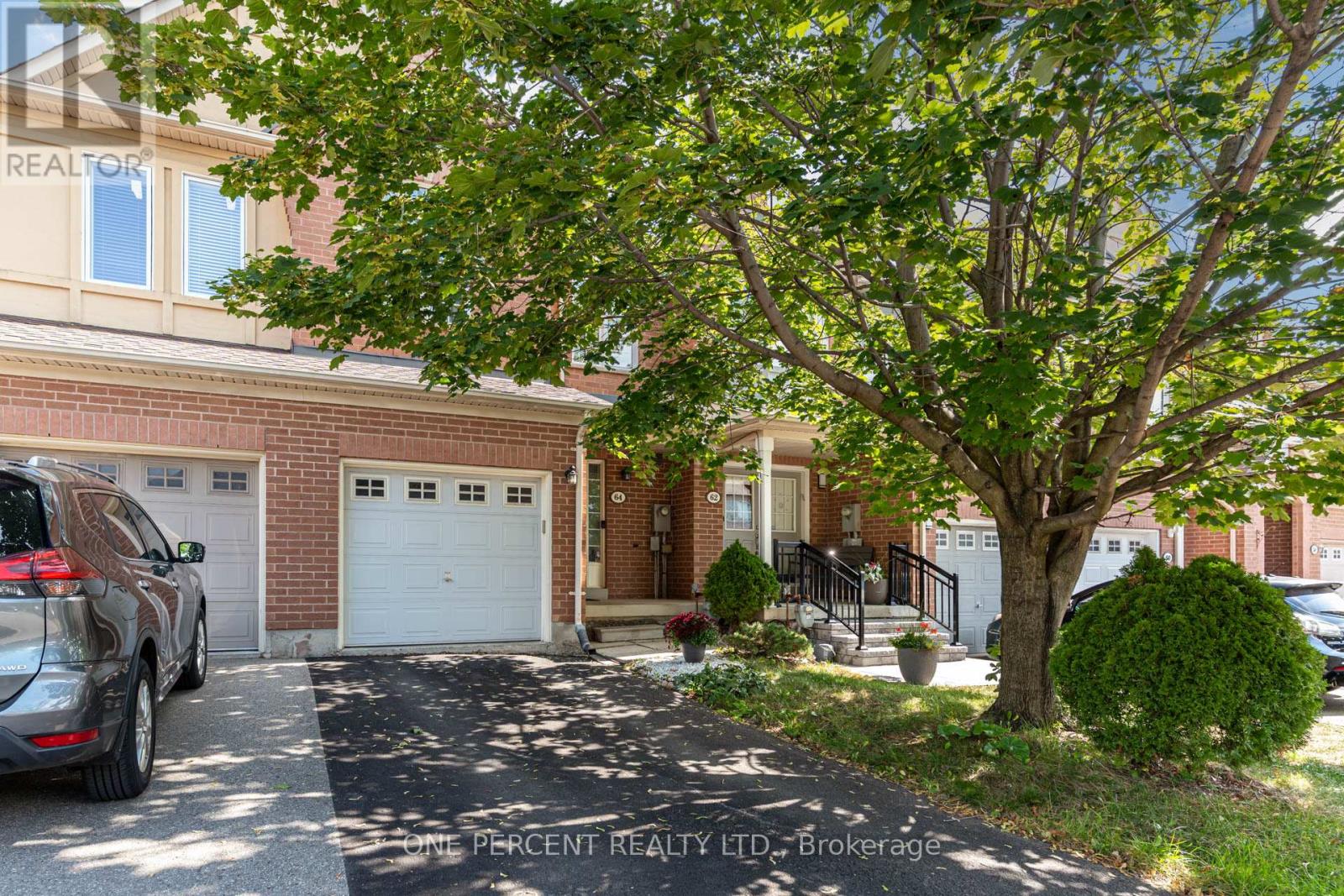64 Lander Crescent, Vaughan, Ontario  L4J 8V2 - Photo 2 - N12398999