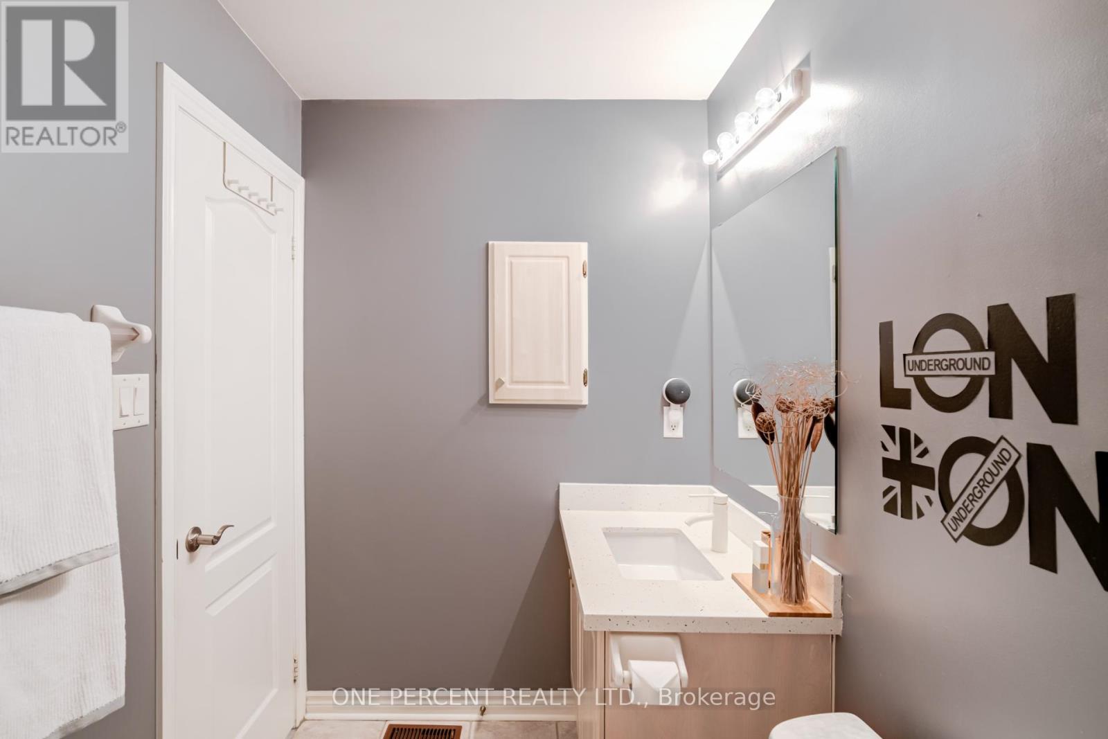 64 Lander Crescent, Vaughan, Ontario  L4J 8V2 - Photo 35 - N12398999