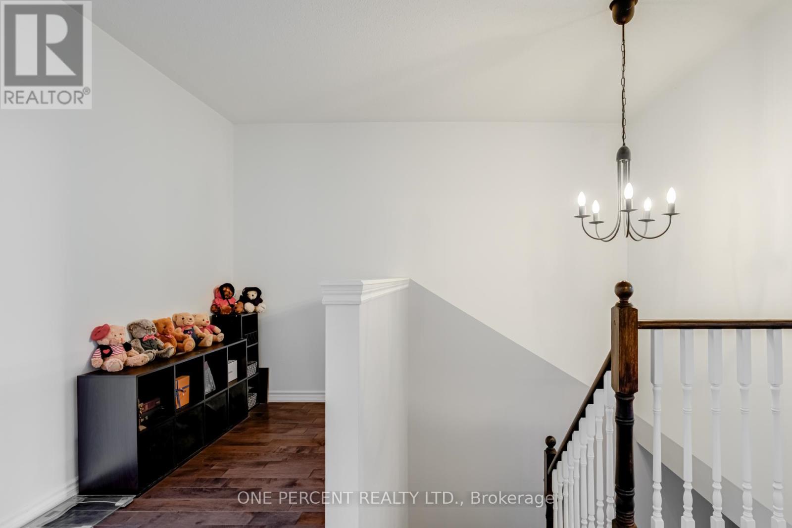 64 Lander Crescent, Vaughan, Ontario  L4J 8V2 - Photo 36 - N12398999