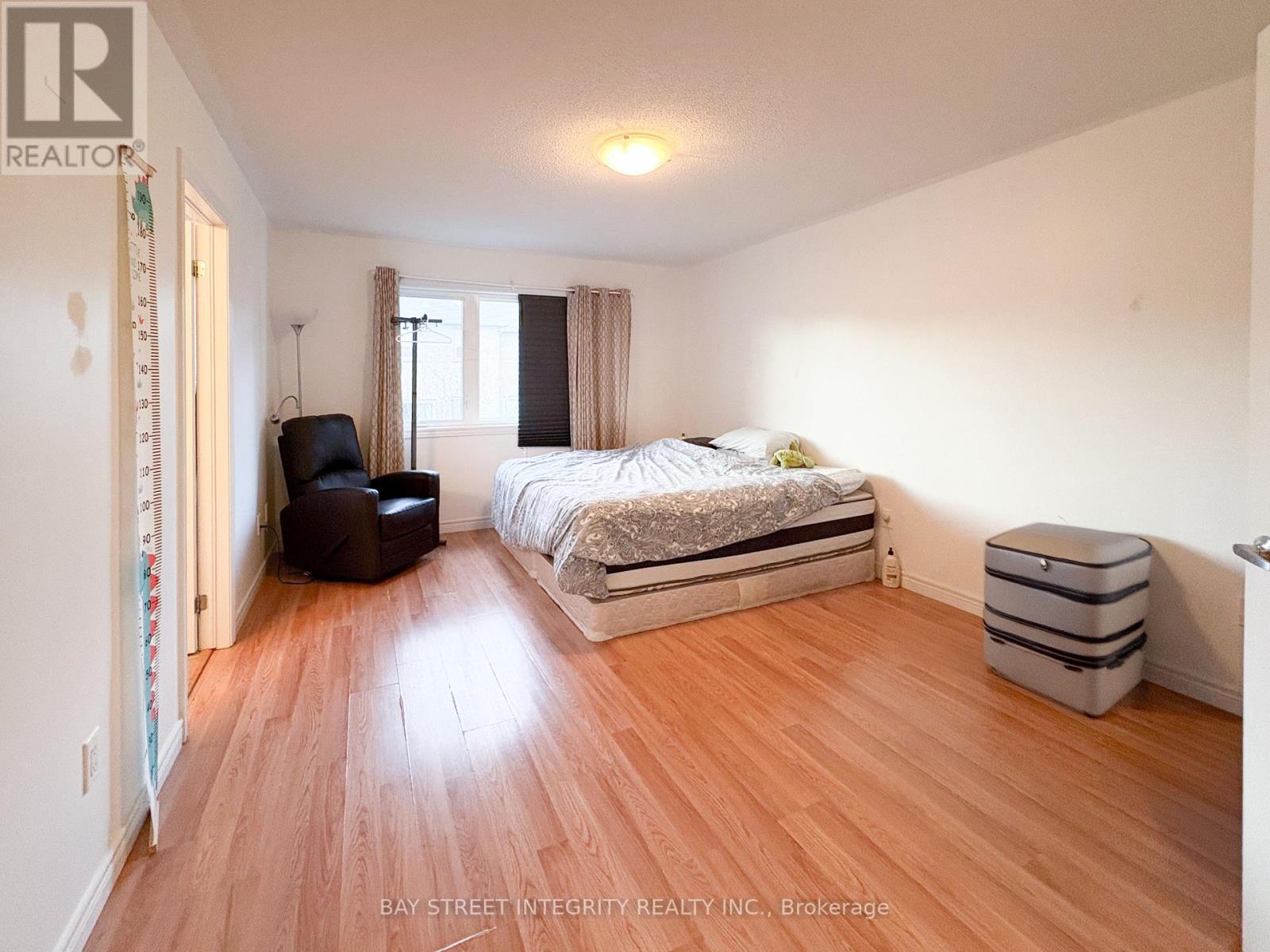 67 Sequin Drive, Richmond Hill, Ontario  L4E 0M4 - Photo 12 - N12399004