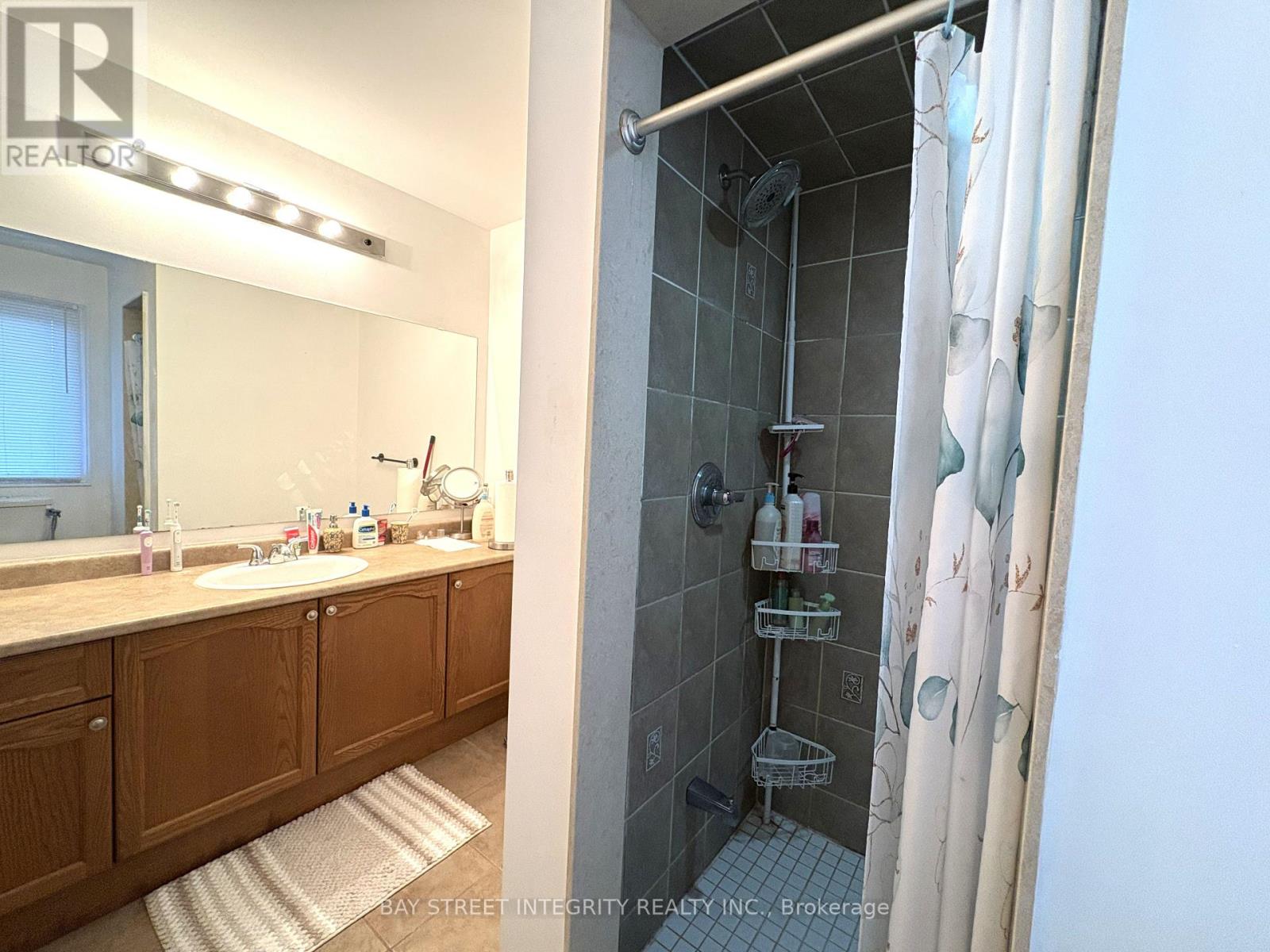 67 Sequin Drive, Richmond Hill, Ontario  L4E 0M4 - Photo 14 - N12399004