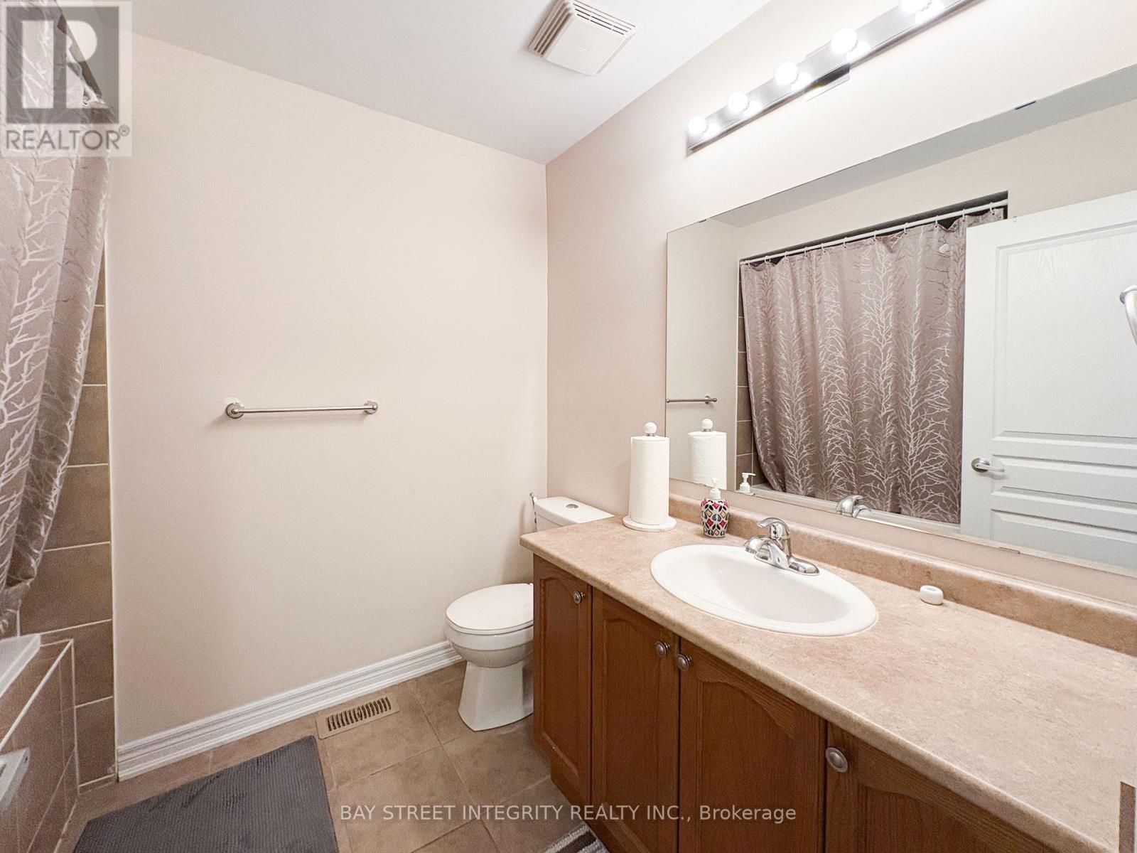 67 Sequin Drive, Richmond Hill, Ontario  L4E 0M4 - Photo 17 - N12399004