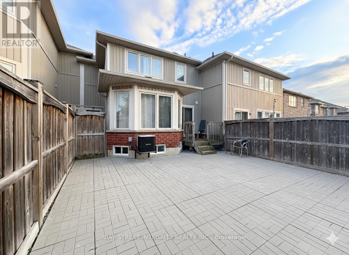 67 Sequin Drive, Richmond Hill, Ontario  L4E 0M4 - Photo 19 - N12399004