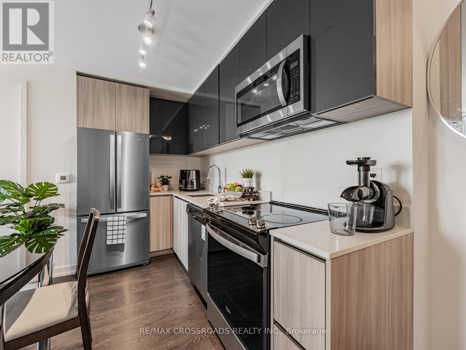 427 - 3100 Keele Street, Toronto, Ontario  M3M 2H4 - Photo 15 - W12399003