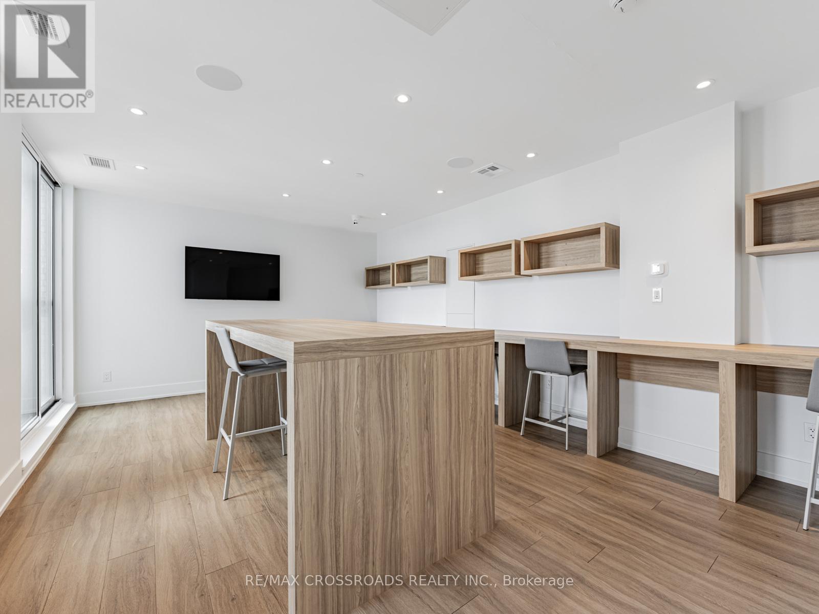 427 - 3100 Keele Street, Toronto, Ontario  M3M 2H4 - Photo 9 - W12399003